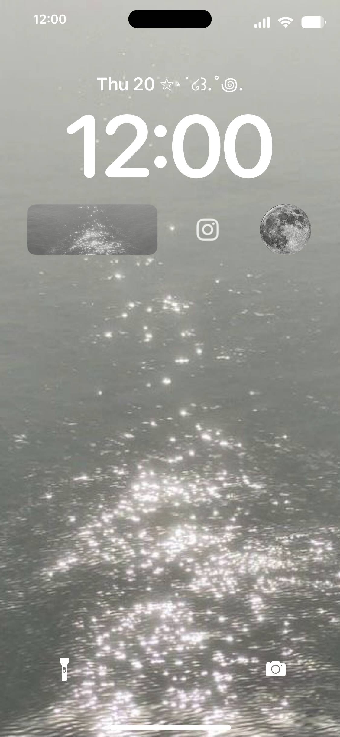  Lockscreen[VKsHxVVjvBC70RFYyaBV]