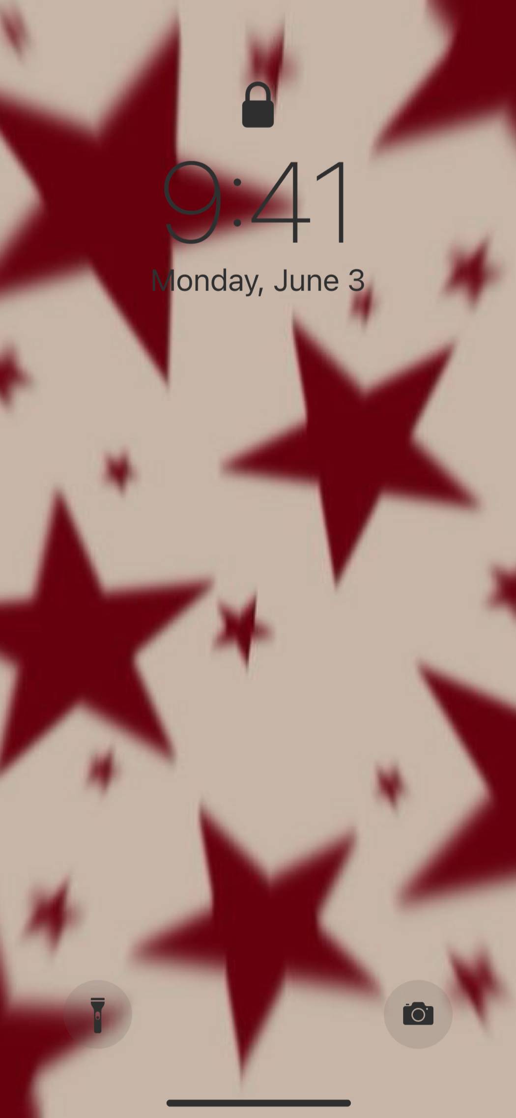red and beigeIdeje za začetni zaslon[lrDKxYIr1fGgzmjHlb1U]