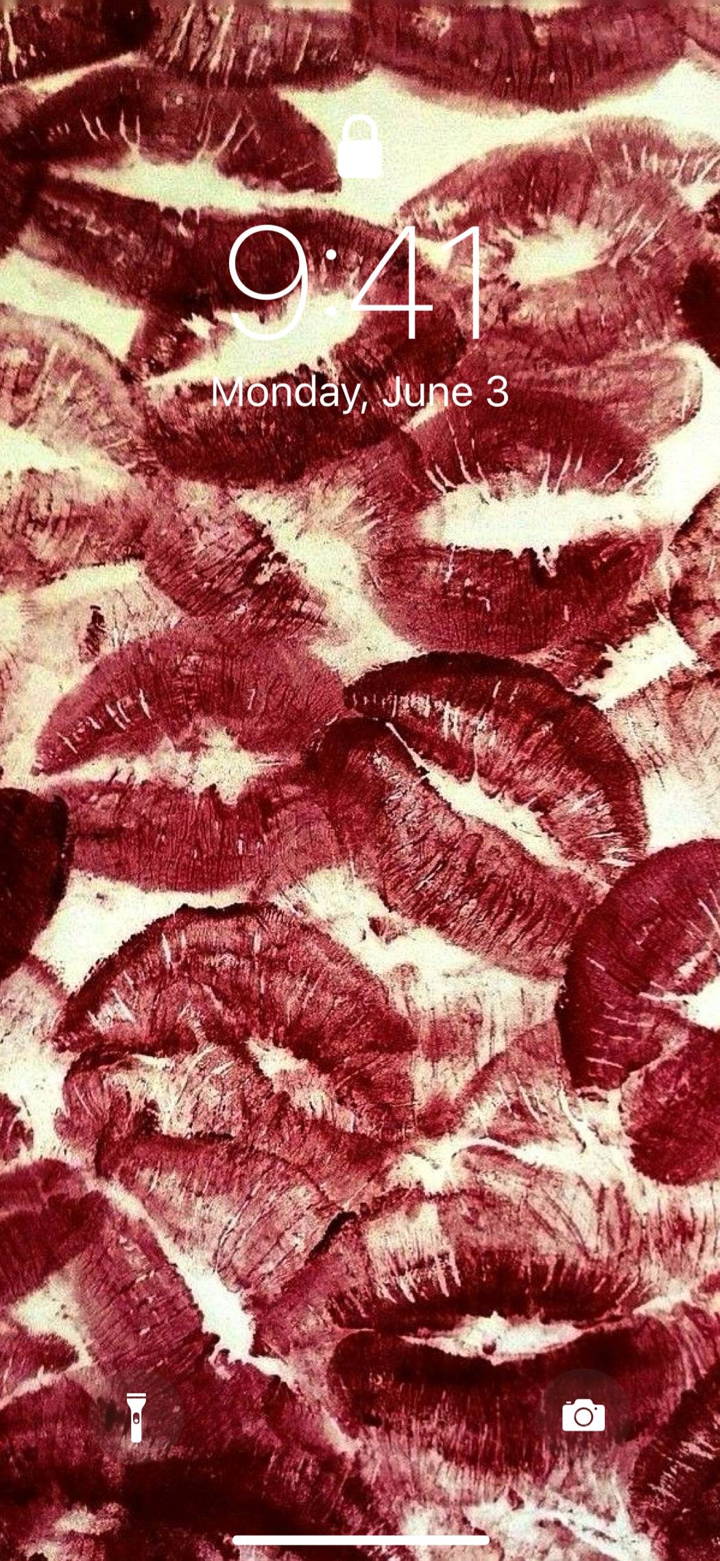 red and beigeIdeje za začetni zaslon[lrDKxYIr1fGgzmjHlb1U]