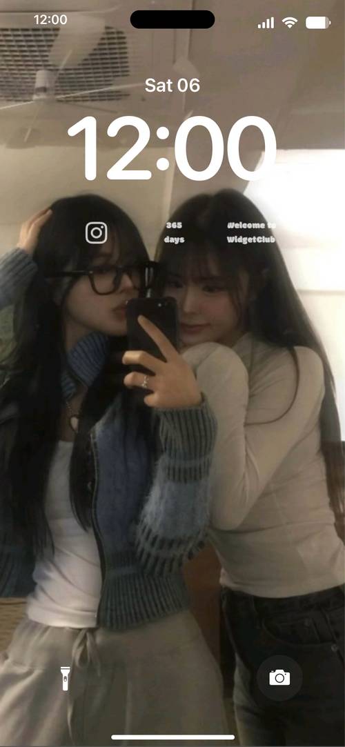 GirlsLockscreen[wvY6mnsKWTn9Jtfj14lr]
