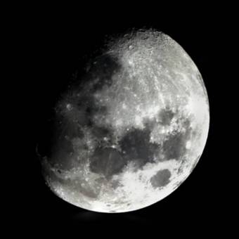 Moon Zdjęcie Pomysły na widżety[IrF3sLc0C1bffcJylurL]
