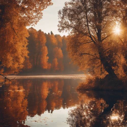 Pemandangan matahari terbenam dari danau yang tenang mencerminkan pepohonan berwarna musim gugur.