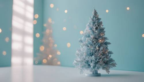 Pastel mavi bir duvara karşı beyaz kağıttan oyulmuş bir Noel ağacı