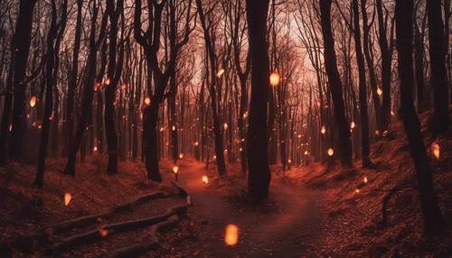 Neon Cadılar Bayramı ışıklarıyla aydınlatılan ürkütücü bir orman yolu&quot;.
