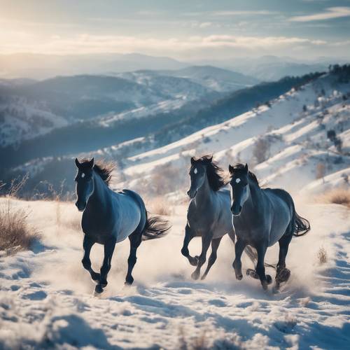 Cavalli selvaggi blu che corrono nelle montagne innevate contro un&#39;alba invernale.
