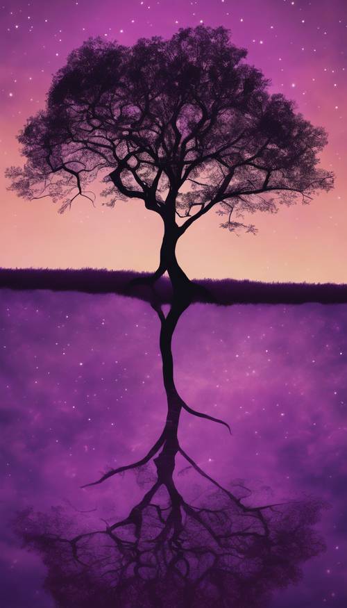 Sylwetka samotnego drzewa na tle fioletowego nocnego nieba.