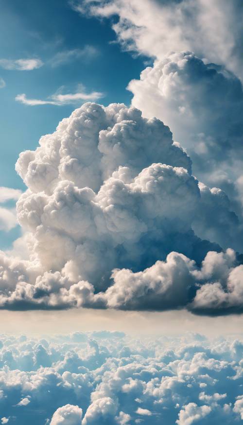 Потрясающее изображение больших пушистых облаков на фоне ясного голубого неба.
