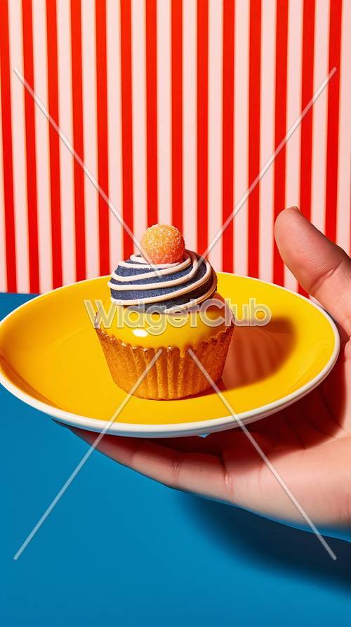 Cupcake tươi sáng và vui nhộn trên đĩa màu vàng