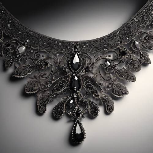 奢华的黑色蕾丝图案，点缀着闪闪发光的宝石。