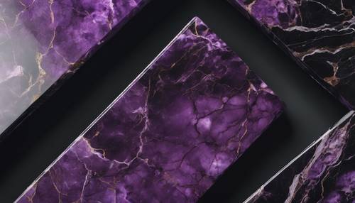 Błyszczący, polerowany czarny marmurowy kamień z kontrastującymi fioletowymi żyłkami.
