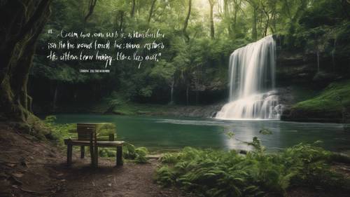 Una cascada tranquila en un bosque frondoso y la cita &quot;La paz es su propia recompensa&quot; escrita en el rocío de la cascada.