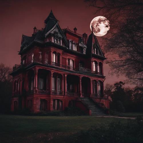 Vista lunatica di un antico palazzo vittoriano in tonalità rosso scuro sotto una luna quasi piena.