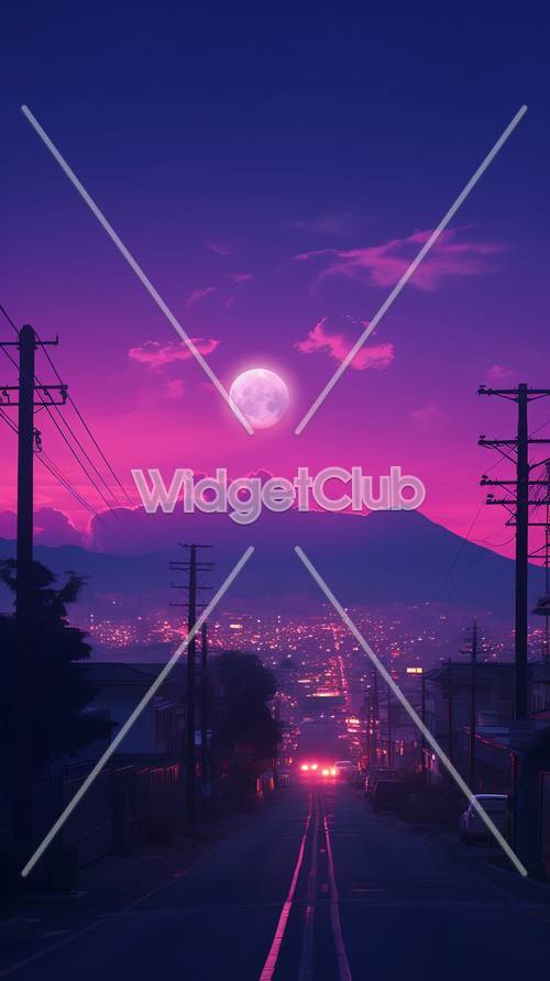 Фиолетовое ночное небо над огнями города
