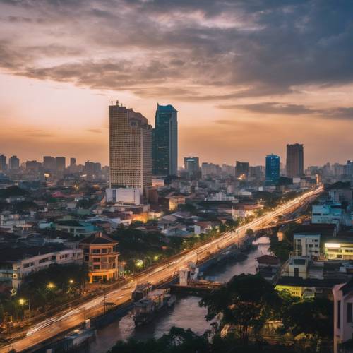 Ein Blick auf die Skyline von Ho-Chi-Minh-Stadt in der Abenddämmerung, der eine Harmonie zwischen neuer und alter Architektur zeigt.