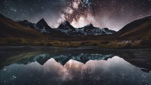 A striking view of a mountain range beneath the Milky Way, bearing the phrase 'You miss 100% of the shots you don’t take'. Behang [711472e142f246b69d5b]