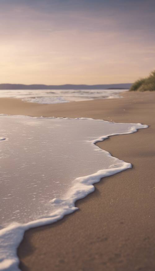 Uma maré de primavera avançando silenciosamente, batendo levemente em uma praia arenosa, com o céu crepuscular harmonizando o cenário minimalista e tranquilo.