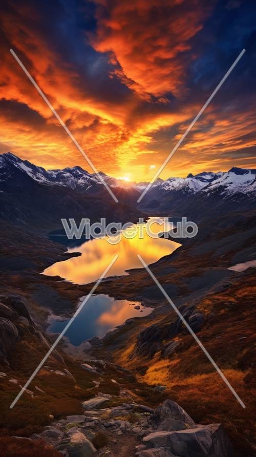 Sunset Over Mountain Lake Wallpaper[7354c11fe707440b9951]