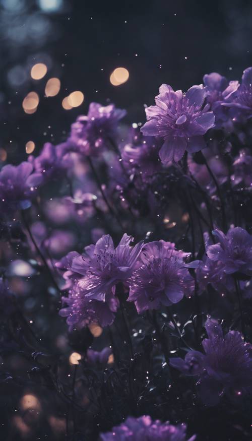 Un jardín repleto de flores teñidas del crepúsculo, cada una de ellas negra como la noche y acentuada con mechones de color púrpura real.