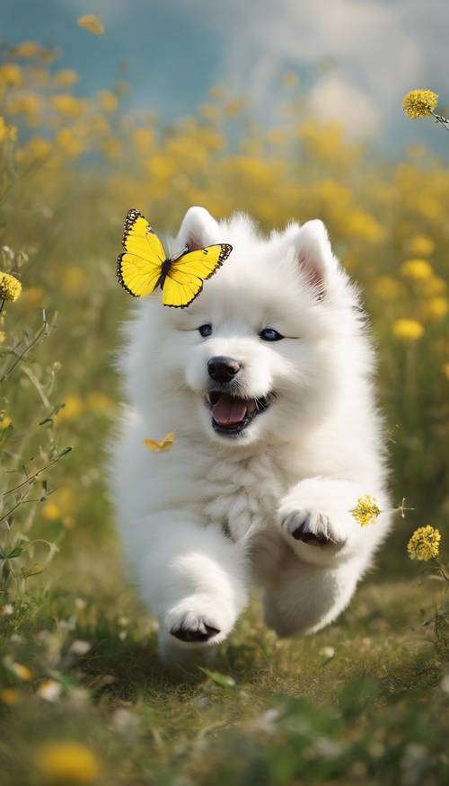 Un cachorro Samoyedo blanco y esponjoso persiguiendo juguetonamente una mariposa amarilla en un prado floreciente de primavera.