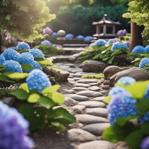 Un relajante jardín zen con hortensias azules y flores de glicina moradas.