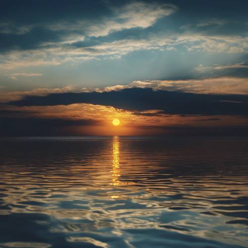 Eine strahlend gelbe Sonne geht langsam über einem ruhigen, tiefblauen Meer unter.