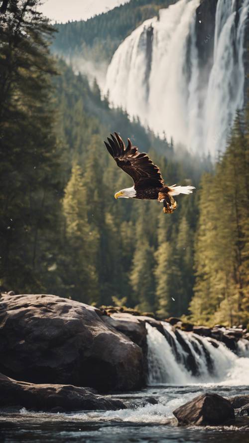 Ein majestätischer Adler, der über einem Wasserfall in einem Bergwald schwebt.