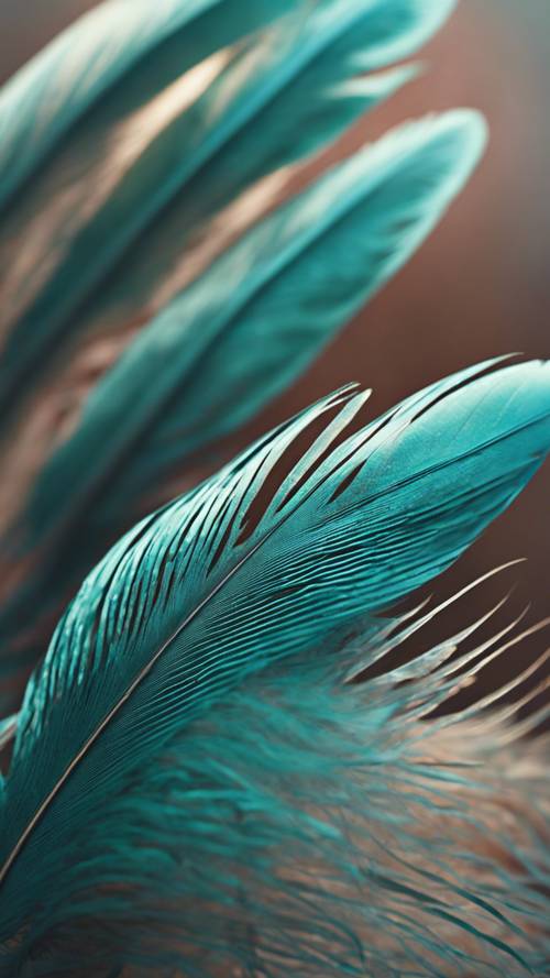Eine Nahaufnahme der Feder eines exotischen, coolen blaugrünen Vogels.