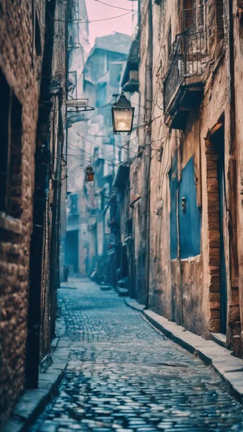 Una fotografía de un callejón en una ciudad antigua, un aura azul flota misteriosamente en el aire.