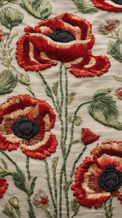 Una imagen parecida a un tapiz de un mantel vintage adornado con amapolas bordadas.