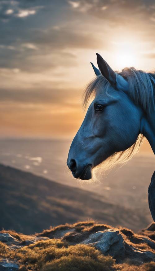 Un caballo azul mirando por encima del borde de un acantilado hacia el sol poniente.
