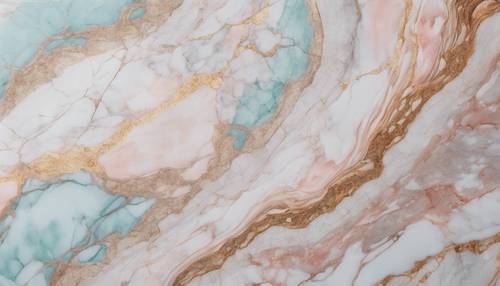 Un gros plan d&#39;une texture de marbre pastel avec des veines subtiles dans une lumière douce.