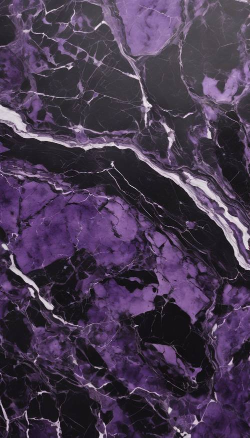 鮮やかな紫色の美しい模様が入った黒い大理石のカウンタートップ　
