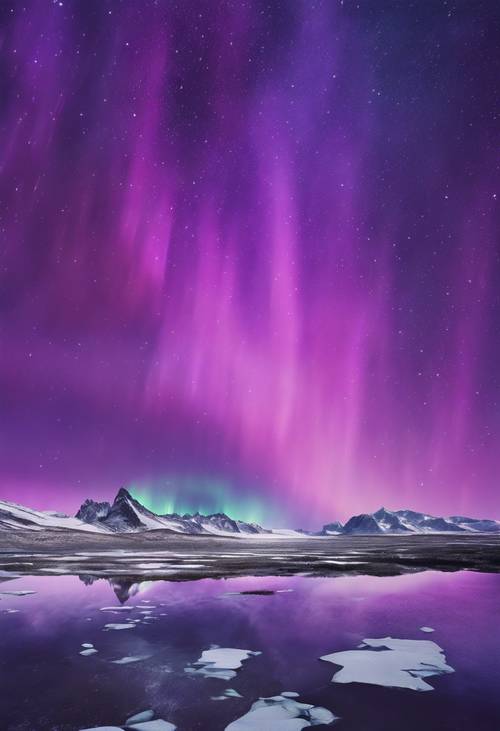 Пурпурное северное сияние окрашивает арктическое небо.