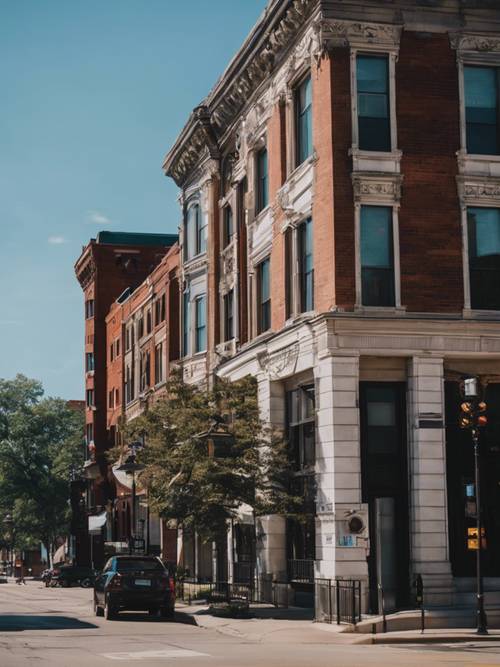 Unter dem klaren blauen Himmel sind die Straßen in Lansing, der Hauptstadt von Michigan, mit historischer Architektur geschmückt.