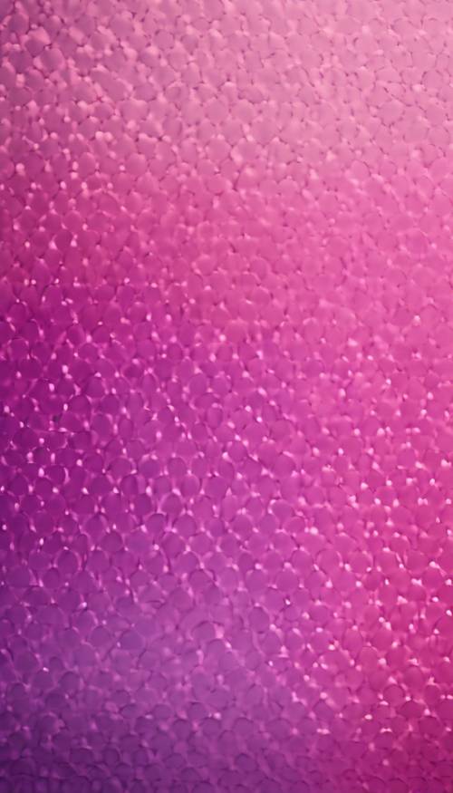 Papel de parede estampado com tons ombre rosa e roxo.
