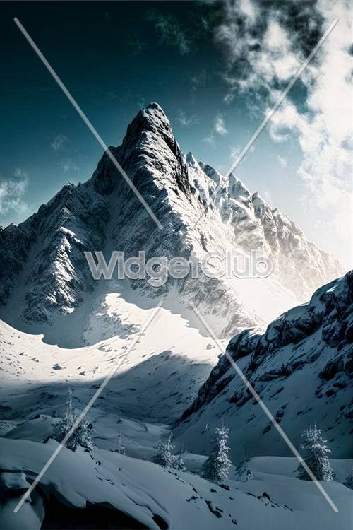 Schneebedeckter Berggipfel Unter Blauem Himmel