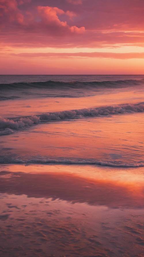 溫暖、充滿活力的日落在海洋上，蓬鬆的粉紅色和橙色的雲彩。