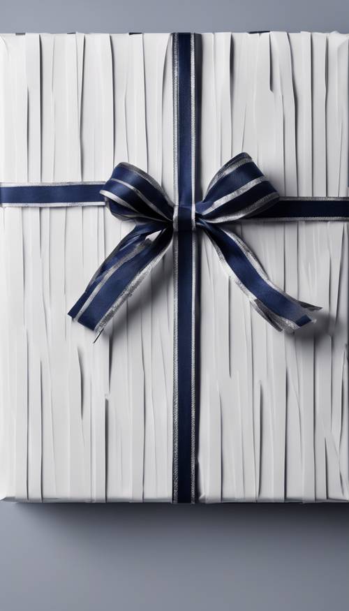 Подарки, завернутые в глянцевую бумагу в белую и темно-синюю полоску, перевязанные серебряной лентой.