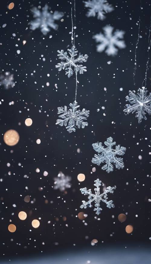 Fiocchi di neve che cadono dolcemente contro un cielo notturno di velluto scuro.