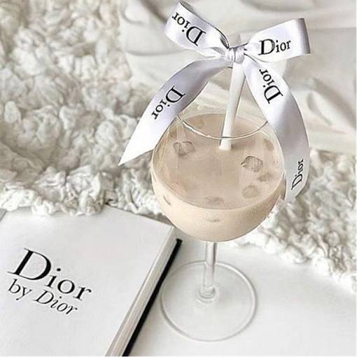 Dior یادداشت ایده های ویجت[O5wDvCVV3UCuVwFf2B8O]