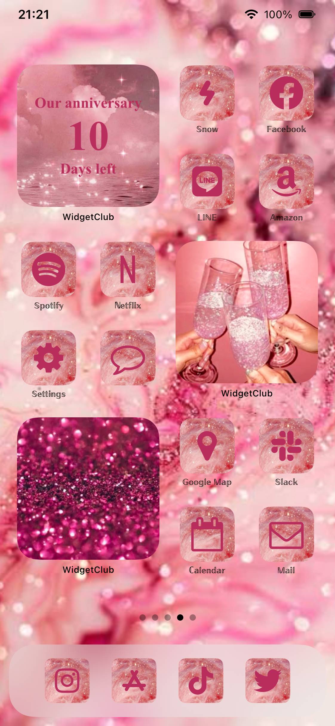 hot glitter girlHome Screen ideas[xiKwgIUkbjAMkTc4Hp7Y]