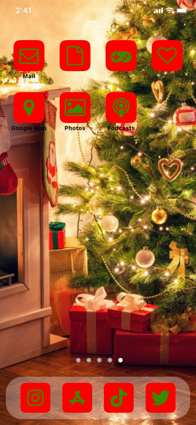 it’s the Christmas seasonHome Screen ideas[ydnABQH1IUz7R0F6DlGT]