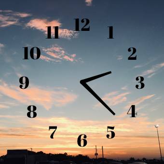 clock Orologio Idee widget[PAnkVTk1NyKAWJzBrJjq]