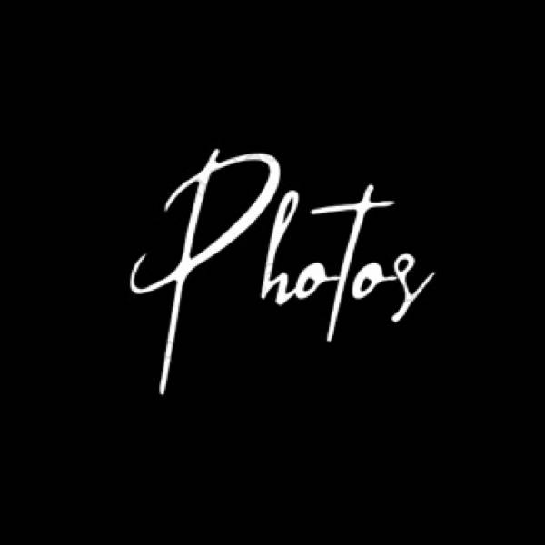 Estetik hitam Photos ikon aplikasi