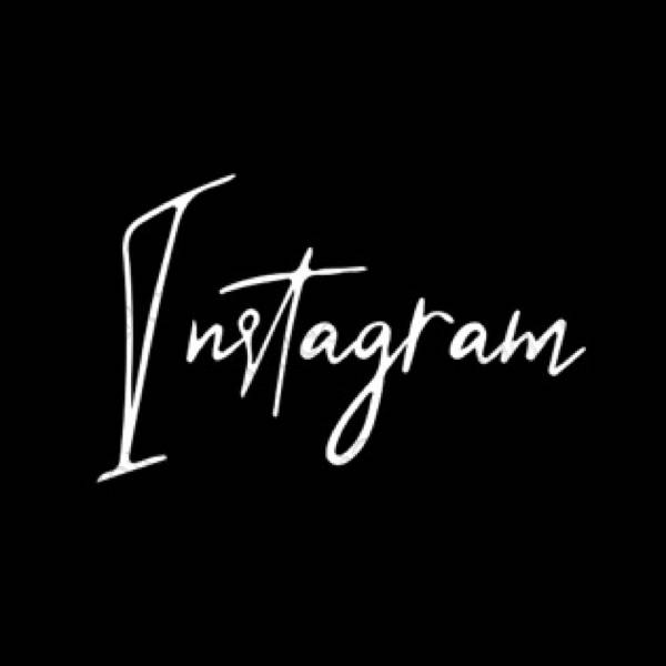 Aesthetic black Instagram app icons